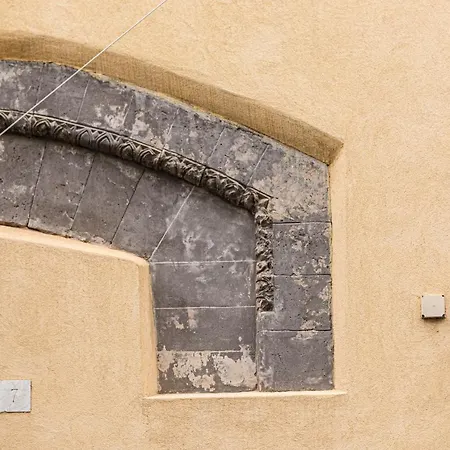 아파트호텔 La Dimora Di Cornelia 4*