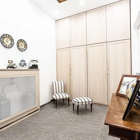 Aparthotel La Dimora Di Cornelia Sorrento