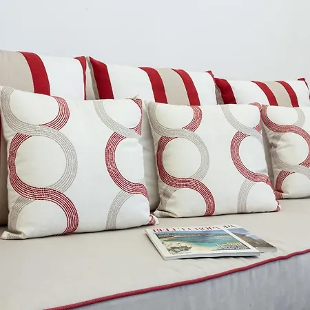 La Dimora Di Cornelia Aparthotel 4*