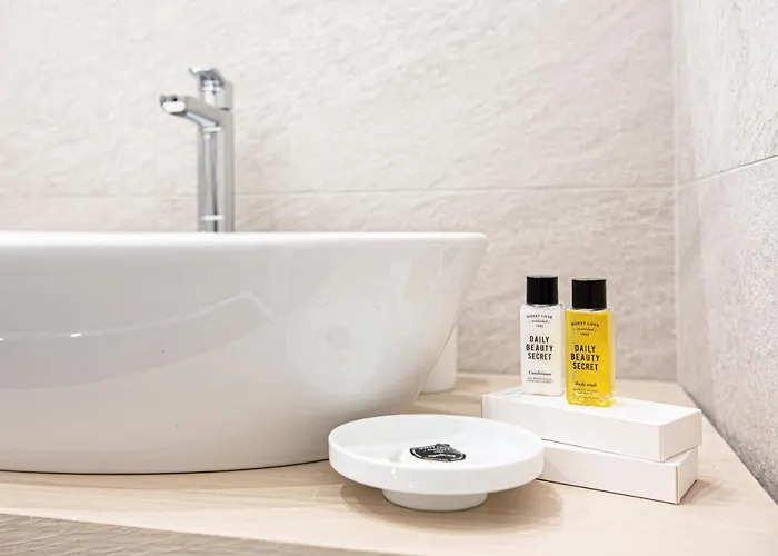 Aparthotel La Dimora Di Cornelia 4*