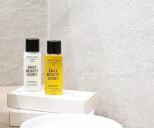 La Dimora Di Cornelia Aparthotel 4*