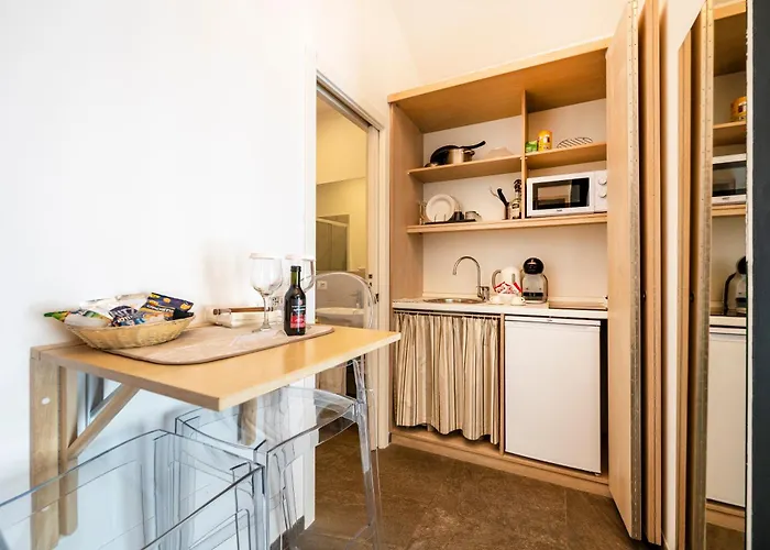 Apart-hotel La Dimora Di Cornelia 4*